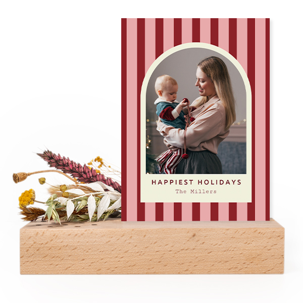 Forex kaart in houten houder met droogbloemen Forex kaart in houten houder met droogbloemen
