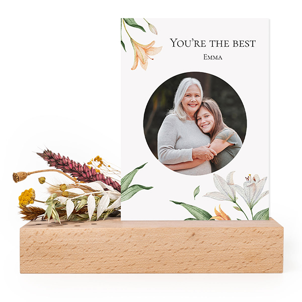 Forex kaart in houten houder met droogbloemen Forex kaart in houten houder met droogbloemen