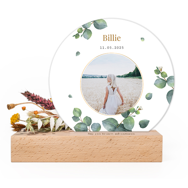 Forex kaart rond in houten houder met full color print en droogbloemen