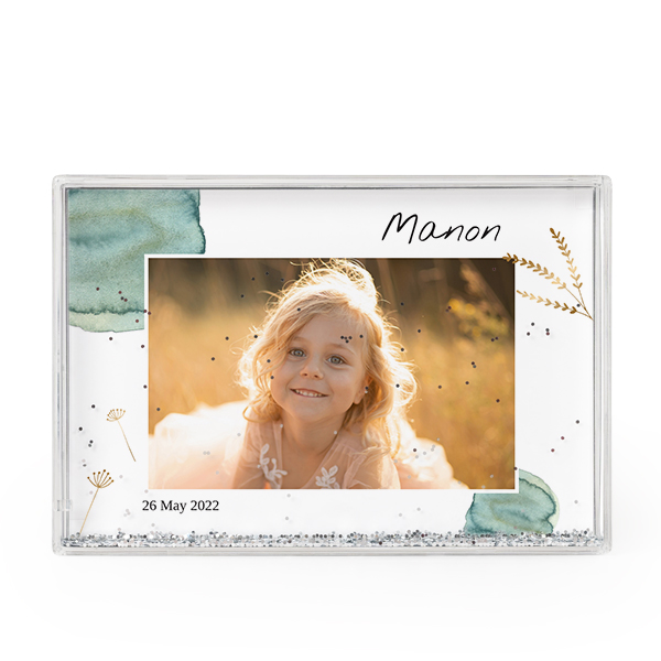 Photo frame with silver glitter