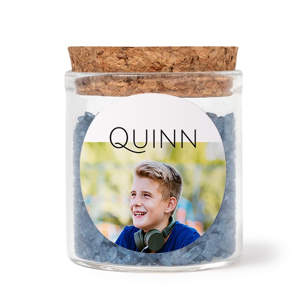 Glazen potjes met ronde stickers en blauw badzout (set van 12)