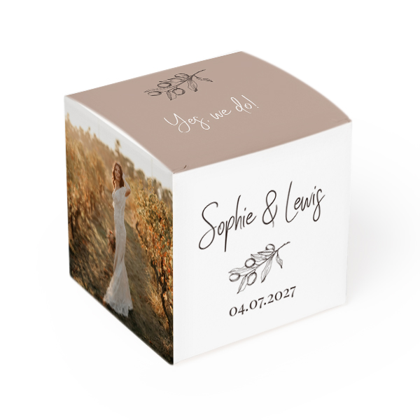 Personalised party favours boxes Personalised party favours boxes