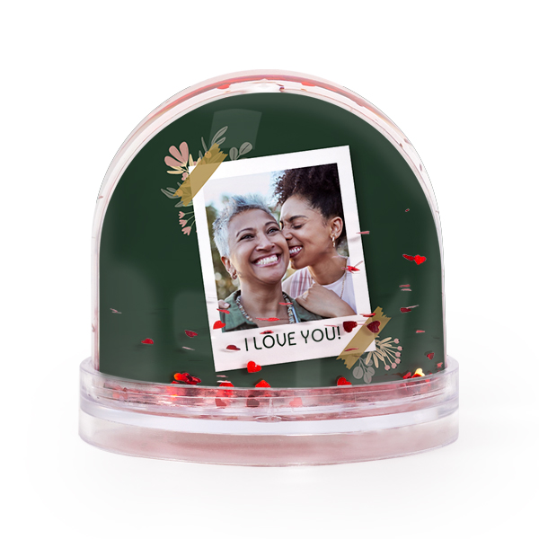 Boule Ă neige avec cĆurs Boule Ă neige avec cĆurs