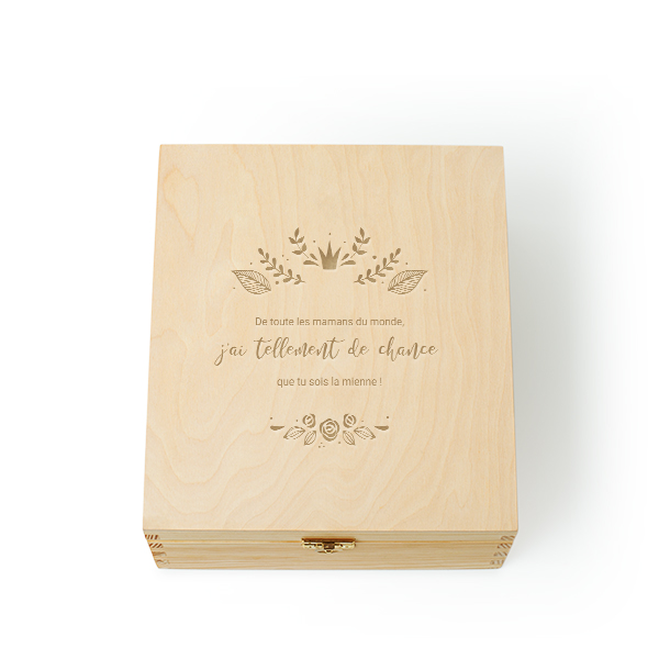 Set à thé avec verre & boßte en bois gravée Set à thé avec verre & boßte en bois gravée