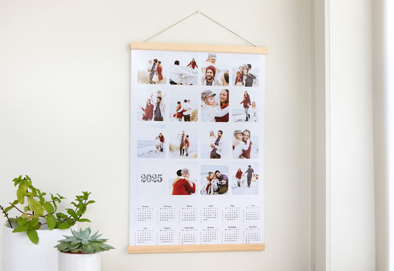 Poster calendar with Magnetic hanger