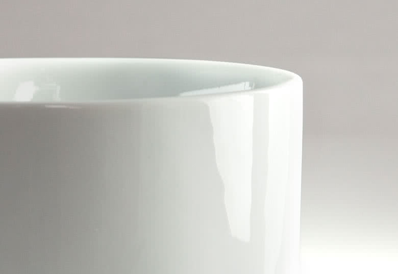 100% white ceramic