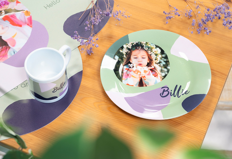 Childrens tableware set