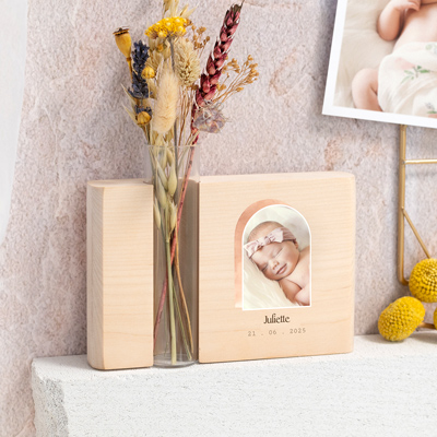 Vase avec support en bois